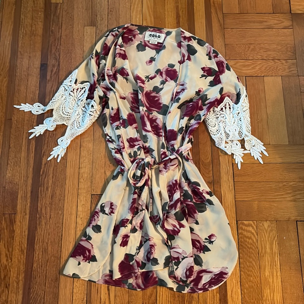 Stone Cold Fox lingerie robe
